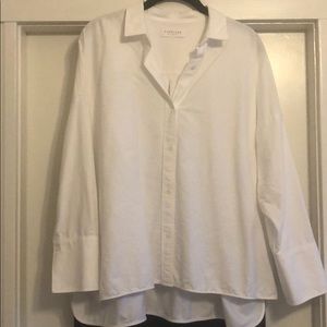 Everlane Boxy blouse, size 8, fabric cotton.